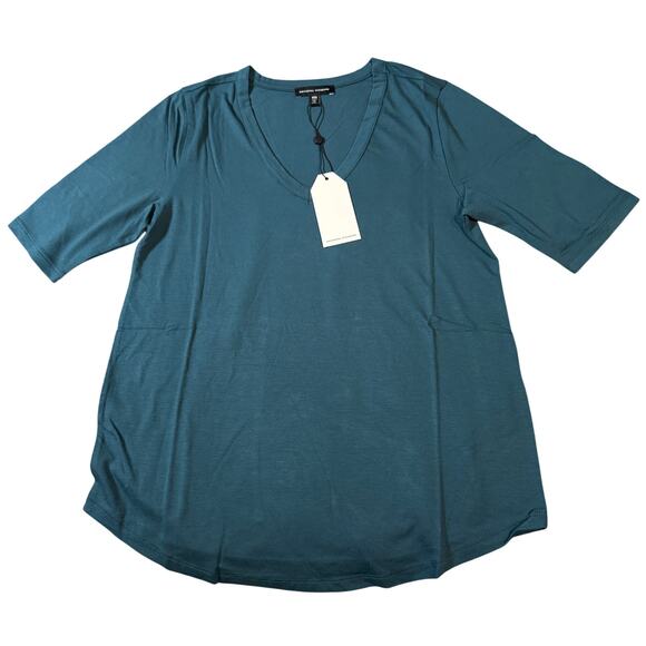 Universal Standard Tops - NWT Universal Standard 4XS (00-0) MARTHA V-NECK
STOVEPIPE SLEEVE TEE Teal Green
